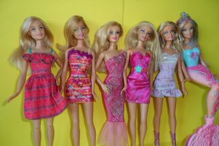 Lotto 6 Barbie originali Mattel gioco collezione