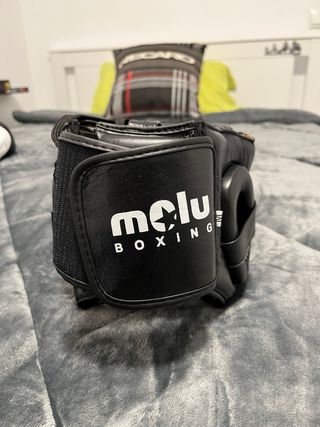 Casco de boxeo molu