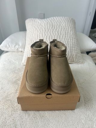 Stivali UGG Marroni Taglia 37