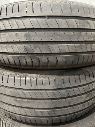 2 Michelin Latitude Sport 3 - 235/60/17