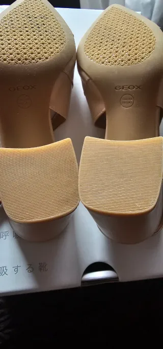 Slingbacks De tacon medio Geox