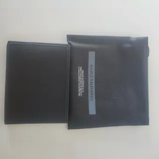 Portafoglio Mario Valentino nero in pelle