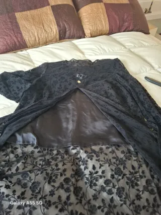 Ropa de fiesta negra