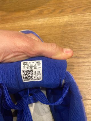 Adidas Campus azules y negras