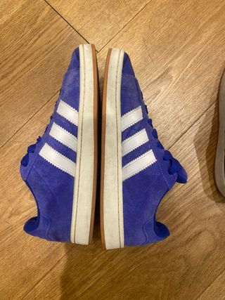 Adidas Campus azules y negras