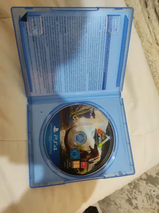 ARK Survival Evolved PS4