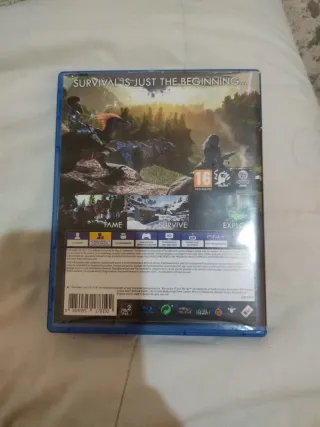 ARK Survival Evolved PS4