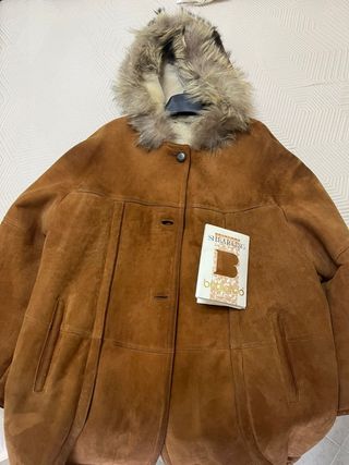 Montone color cammello