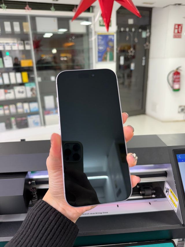 IPHONE 17 256GB SEMI NUEVO