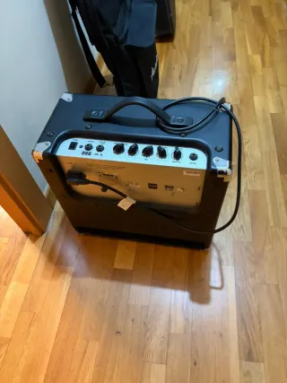 Amplificador ZAR B-40 40W Bajo