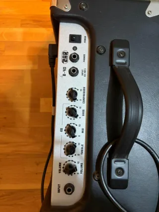 Amplificador ZAR B-40 40W Bajo