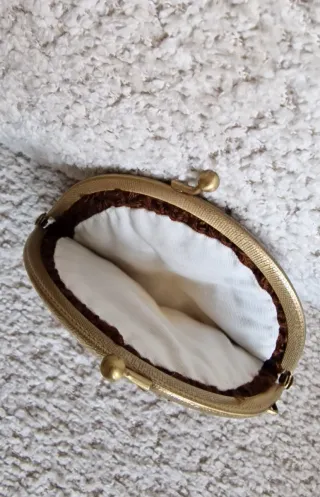 Monedero flor crochet hecho a mano