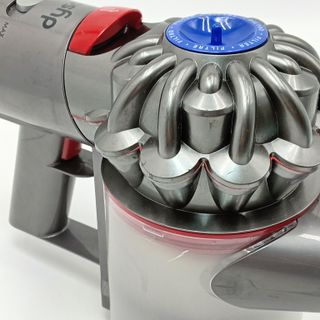Dyson V8 Corpo Motore + Filtri nuovi - No Batteria