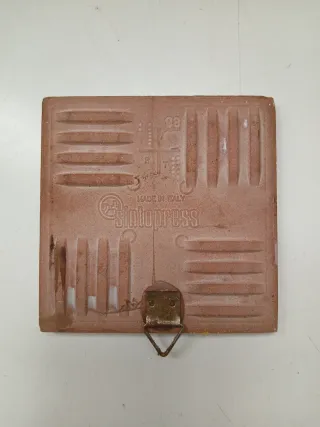 Mattonella con rosa dei venti