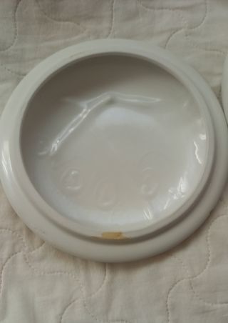 Portagioie in porcellana con fiori rosa