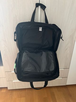 Mochila Travelpack Eastpak Negra