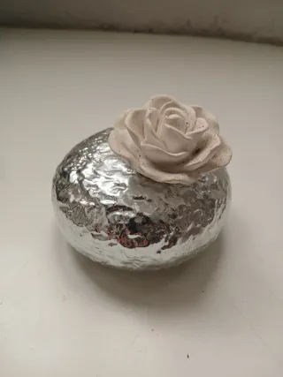 Dispenser profumo decorativo con rosa