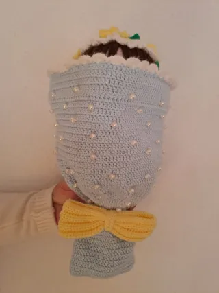 Muñeca de ganchillo reversible a ramo