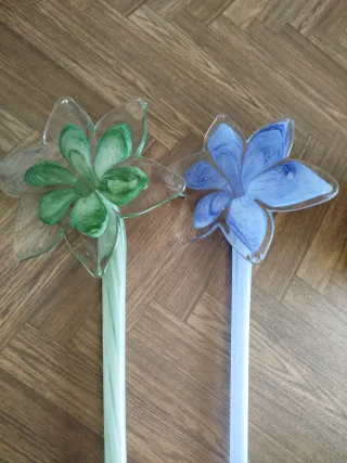 Fiori di vetro decorativi