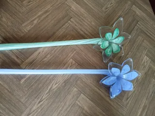Fiori di vetro decorativi