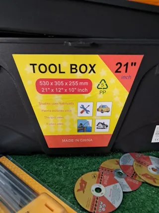 Valigetta da lavoro con utensili