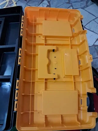 Valigetta da lavoro con utensili