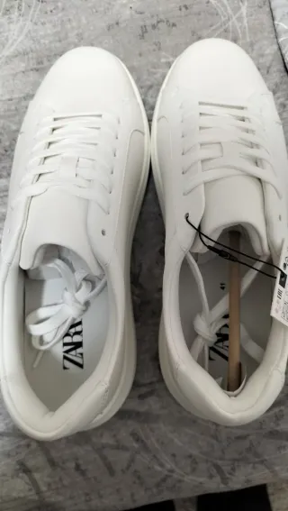 Zapatillas Zara Blancas