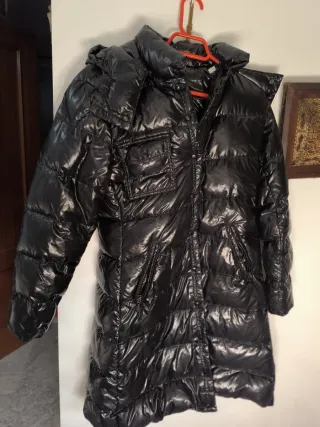 Chaquetón Moncler Negro precio inicial 1600€