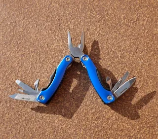 Herramienta Multiusos Azul