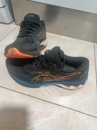 ASICS GEL-SUPERION 5 Negro/Naranja