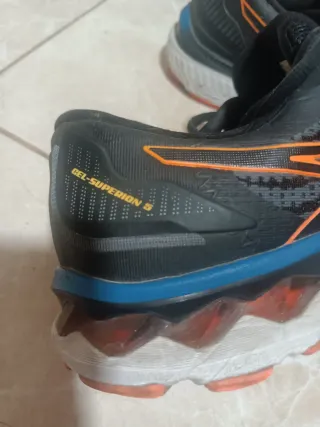 ASICS GEL-SUPERION 5 Negro/Naranja