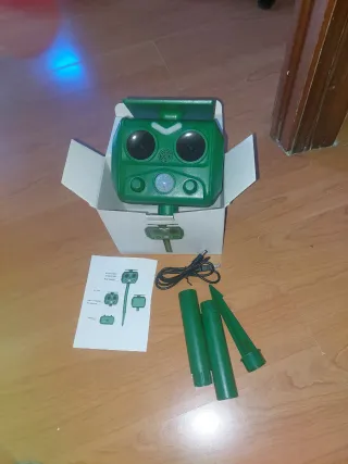 Ahuyentador de animales solar