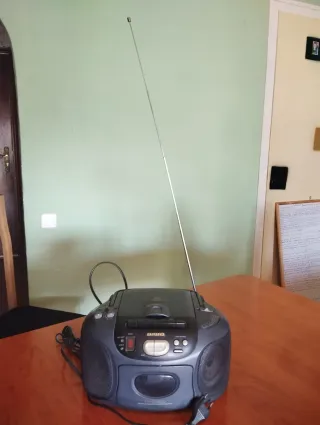 Radio CD/cassette Aiwa Portátil