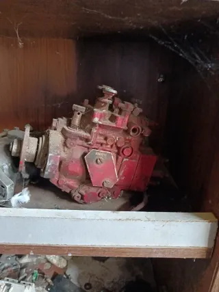 Bomba Inyectora Case Internacional 1056