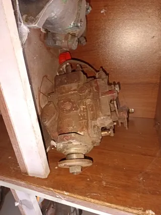 Bomba Inyectora Case Internacional 1056