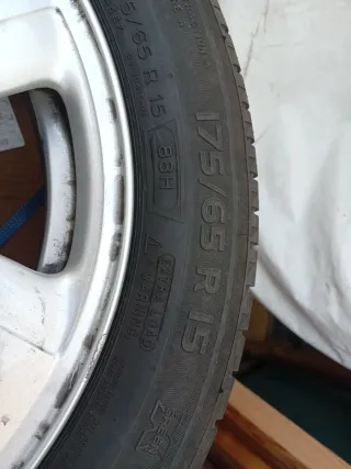 4 Neumáticos Michelin 175/65 R15