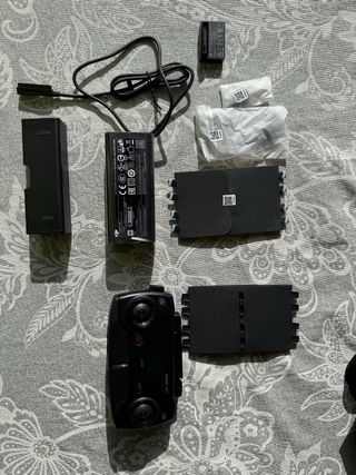 Dron DJI Mavic Air Fly More Combo