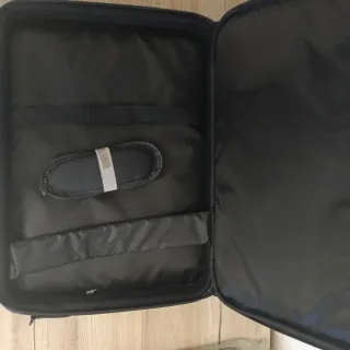 Valigia Notebook 15,6 + Mouse Trust