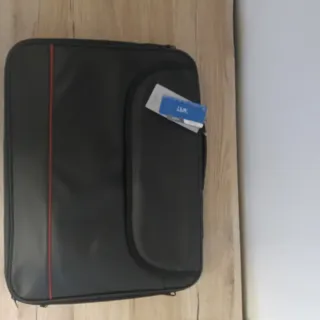 Valigia Notebook 15,6 + Mouse Trust