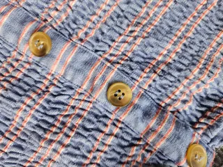 Camiseta blanca con estampado tropical con REGALO