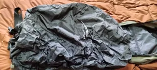 Mochila verde senderismo