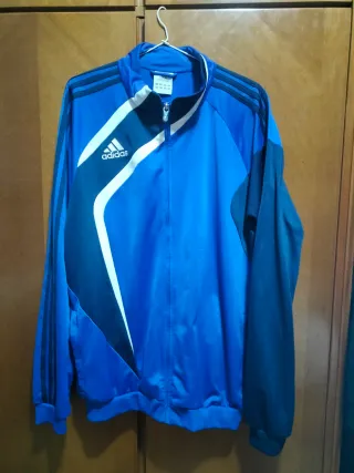 Chaqueta Adidas Azul y Negra