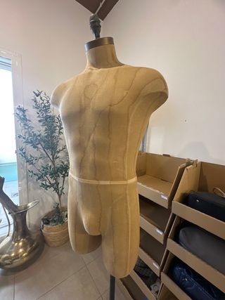 Maniquí de hombre beige 2 unidades precio por 2u