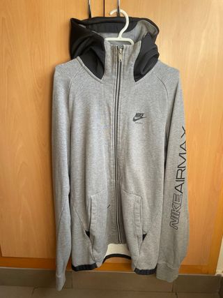 Chaqueta deportiva Nike Air Max gris