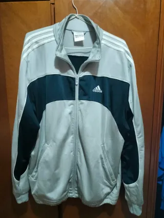 Chaqueta Adidas Beige y Negra