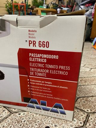 Passapomodoro Elettrico PR 660