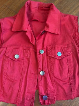 GILET CROP DENIM ROSSO