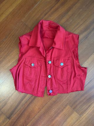 GILET CROP DENIM ROSSO