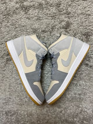 Jordan 1 Mid SE Coconut Milk Particle Grey - 40