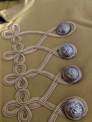 Blazer amarillo militar talla M perfecto estado